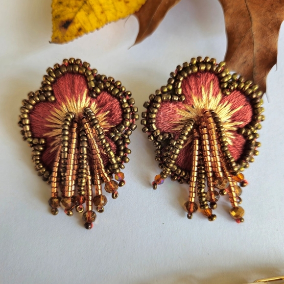 Handembroidered Flower Earrings - Picture 3 of 6